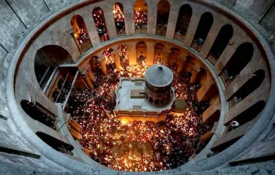 Christian leaders close church at Jesus's burial site in tax dispute