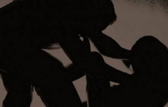 Muzaffarnagar: Youth rapes teenager, while sister records the sexual assault