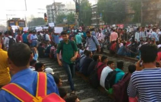 Students block railway tracks in Mumbai, demand jobs