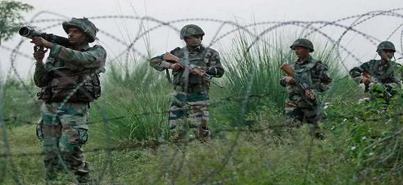 Indian soldiers on borders of China and Pakistan to get new rifles, LMGs soon