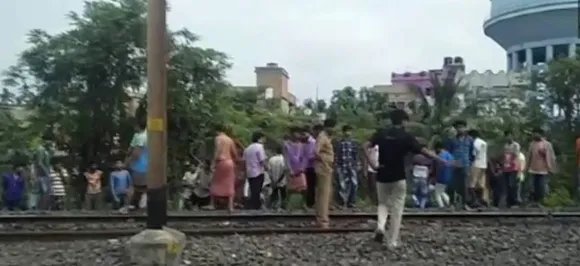 Kolkata: Explosion hits Dum Dum Cantonment railway line, one critical