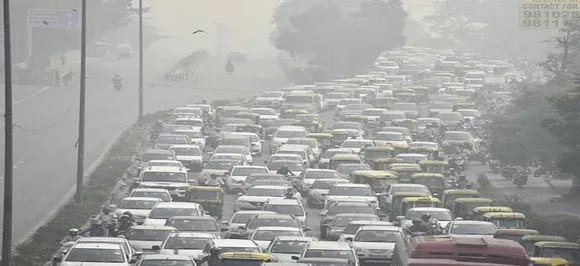 Union Minister Vijay Goel slams AAP government, leads bicycle rally against high pollution in Delhi