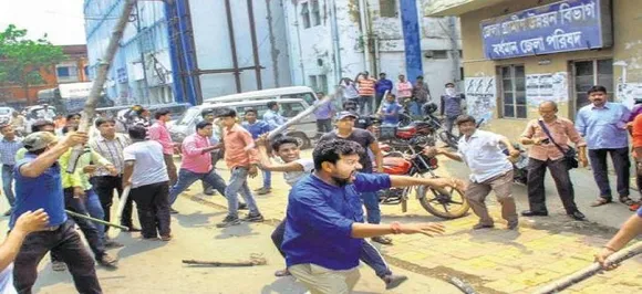 West Bengal Panchayat Polls: 14 killed, several injured as violence spreads across state
