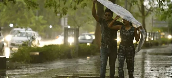 Thunderstorm updates: High velocity dust storm wreak havoc in 4 states; claims over 50 lives across India