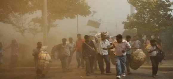 Thunderstorm updates: Gusty wind with light rain hits Delhi; IMD issues fresh warning