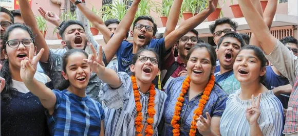 CBSE Class 10th 2018 exam results declared at cbse.nic.in; four toppers score 499/500 marks