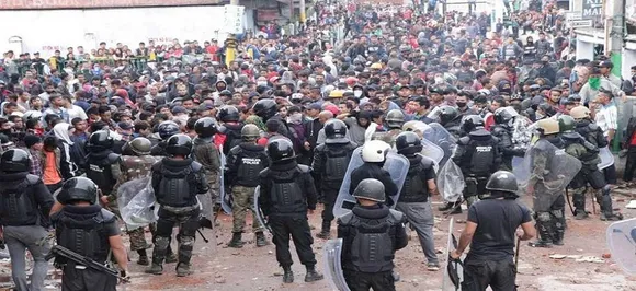 Army hold flag march in curfew-hit Shillong, rescue 500 people