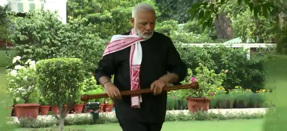 PM Modi shares exercise video, nominates HD Kumaraswamy for #FitnessChallenge