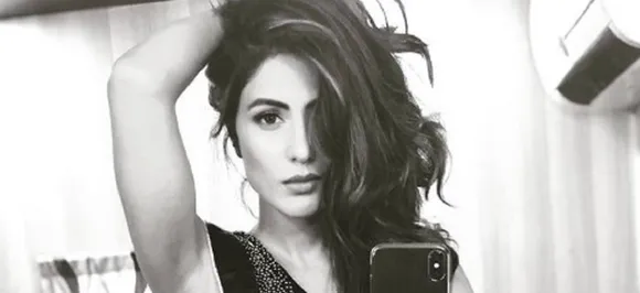 Bigg Boss 11 finalist Hina Khanâ€™s mesmerising look in black saree