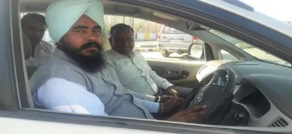 Akali Dal accuses AAP MLA of extorting money from sand mafia