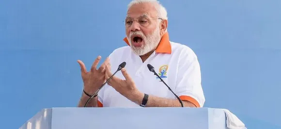 PM Modi lays foundation stone of Vanijya Bhawan; assures completion of construction by 2019