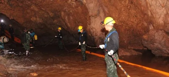 Thailand Cave Rescue: How the 'unprecedented mission' to evacuate 13 footballers unfolded
