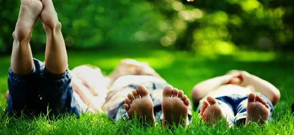 Spending time barefoot may boost kidsâ€™ balancing, jumping skills