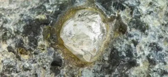 Trillions tonnes of Diamond deep below the earth's surface