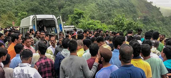 Maharashtra bus accident: Rs four lakh ex-gratia for kin of deceased