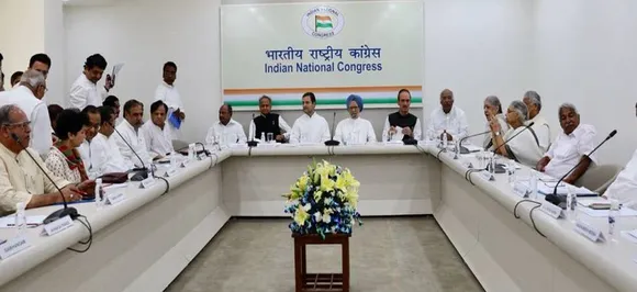 CWC Meet: Rahul Gandhi, other top leaders meet to plan strategy on NRC, Rafale deal
