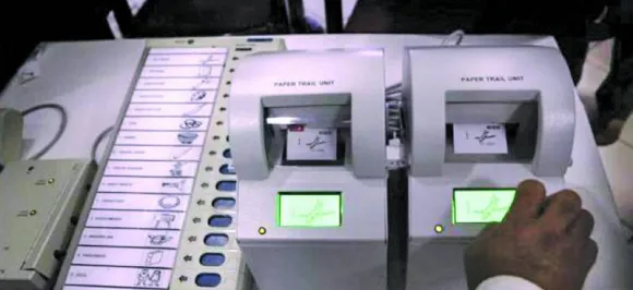 Paper trail machines don't click pictures: Election Commission to voters