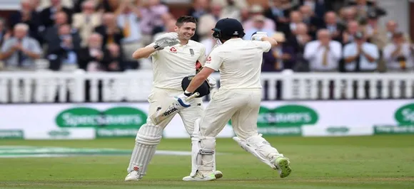 Raising bat at the Lord's is boyhood dream: Woakes