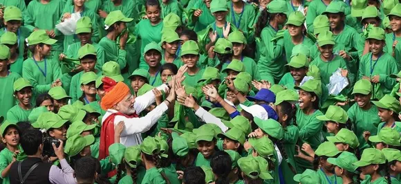 Itâ€™s childrenâ€™s day out with PM Narendra Modi at Red Fort on Independence Day