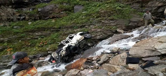 Himachal Pradesh: 11 killed in accident as car falls into gorge in Kullu