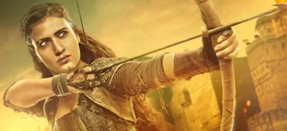 Thugs Of Hindostan: Aamir Khan introduces Fatima Sana Shaikh as Zafira