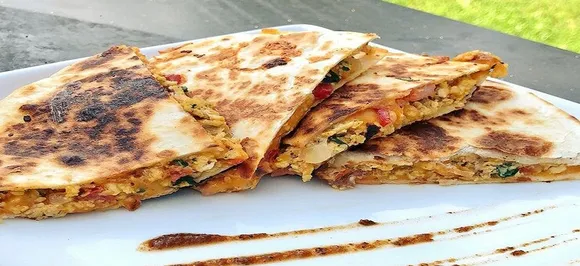 Sunday munch: Delight yourself with this succulent, cheesy chicken quesadillas