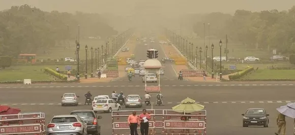 Delhi Weather: National capital wakes up to bright, sunny morning