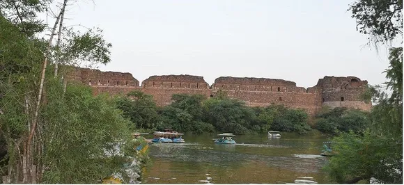 Delhi: Satisfied with IIT-Roorkee report, NGT okays Purana Qila lake revival
