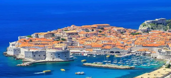 Places in George RR Martinsâ€™ Game of Thrones that actually exists