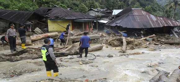 27 dead in floods, landslides on Indonesiaâ€™s Sumatra island