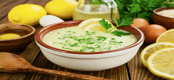 Sunday Munch: Lemony Greek Chicken soup to make up for the festive fasts