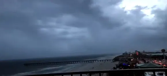 'Extremely dangerous' Hurricane Willa speeding towards Mexico coast