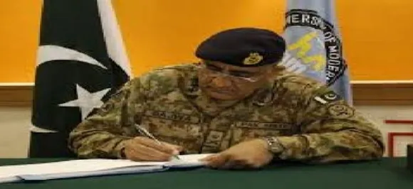 Pakistan army chief endorses death sentences of 14 â€˜hardcore terroristsâ€™