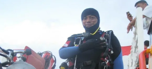 Diver dies in search for Indonesia jet crash dead