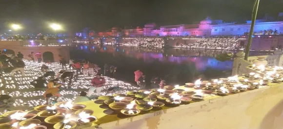 Ayodhya creates new world record; over 300,000 diyas lit on banks of Saryu river