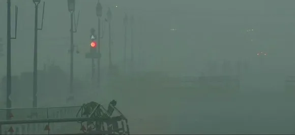 Delhiites continue to suffer as Air Quality Index drops to 423; know AQI of world's top 10 cities