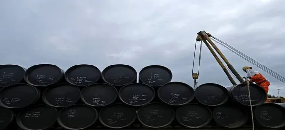 Shares of oil marketing, aviation companies tank up to 6 per cent