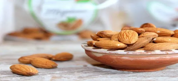 'Almonds may boost heart health in diabetic people'