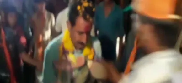 Watch: Madhya Pradesh BJP MLA Dilip Shekhawat greeted with garland of shoes