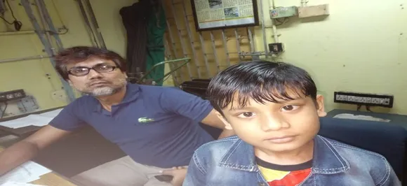 Boy separated from parents at Kolkata metro, rescued safely