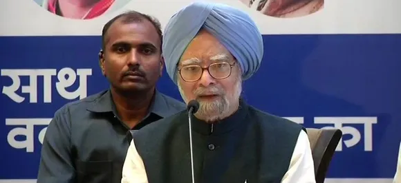 â€˜Daal Mein Kuchh Kaala Haiâ€™: Manmohan Singh smells a rat in Rafale deal