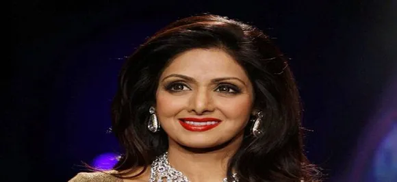 Shah Rukh Khan to reprise THIS song starring Sridevi as a tribute!