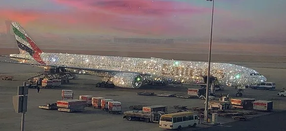 Internet goes crazy over the Diamond studded Emirates Bling 777 then realises it is a result of fine artwork 