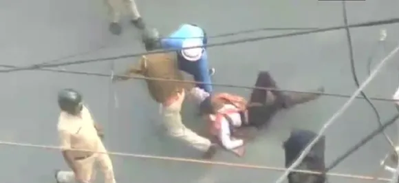 West Bengal: Inspector among injured in clash between police, BJP workers during 'law-violation programme' 