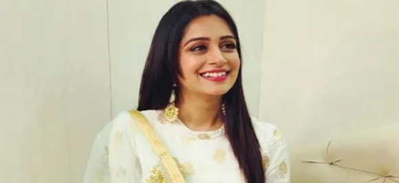 Bigg Boss 12 Winner: Dipika Kakar Ibrahim lifts winner's trophy, defeats Sreesanth