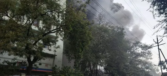 Nagpur: Massive fire erupts at under-construction building near Kingsway Hospital, 2 critically injured