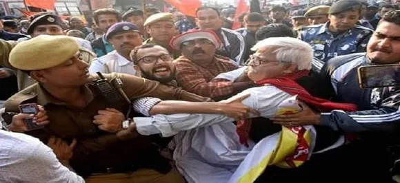 Bharat Bandh Day 2: Violence in West Bengal, rail blockades witnessed in many states