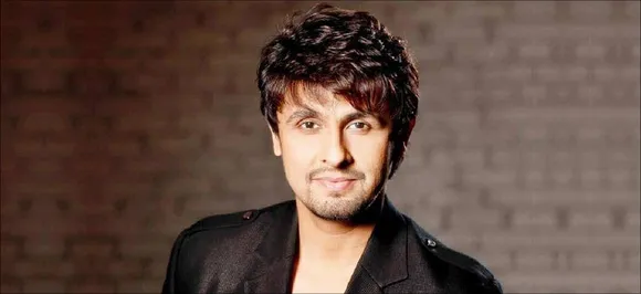 Sonu Nigam gets trolled to twisting fanâ€™s arms for clicking selfie