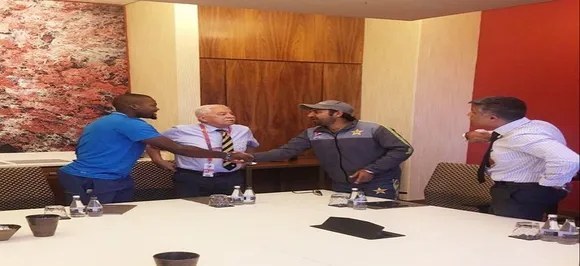 Sarfraz Ahmed personally apologises to Andile Phehlukwayo before Centurion game