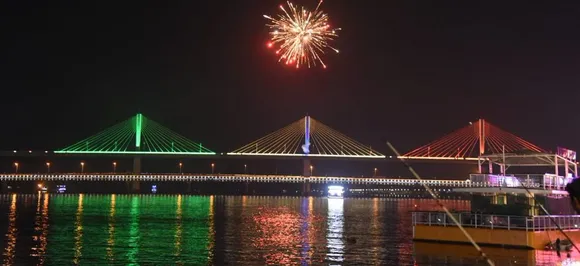 BJP 'invites' Rahul Gandhi to visit new Goa bridge, Congress hits back